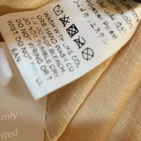 Emery Rose Dress Embroidered - Picture 9 of 14